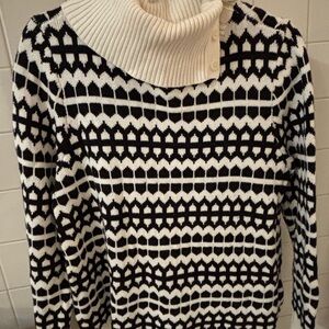 Talbots Women's Ivory and Black Knit Sweater